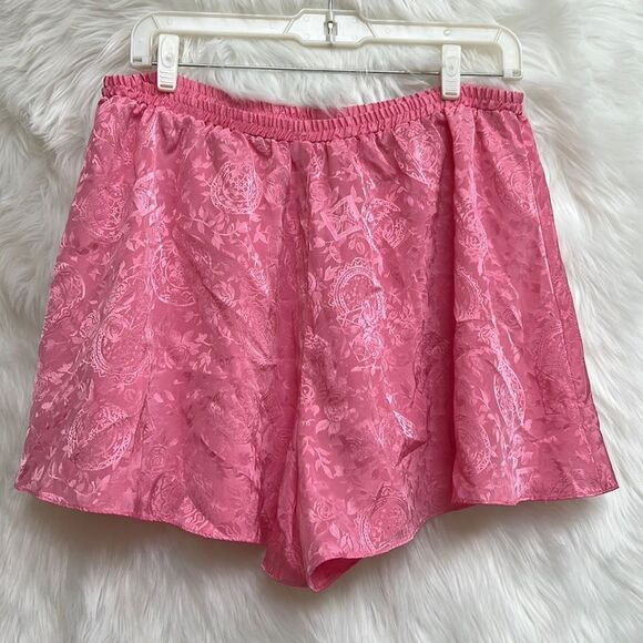 Vintage Victoria’s Secret satin embossed pattern pink pajama lounge shorts - Picture 1 of 5